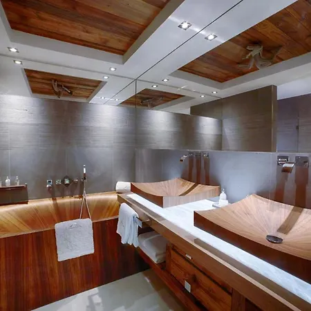 בקתה Luxurious Penthouse With Private Spa- Cap Crystal טיגנס
